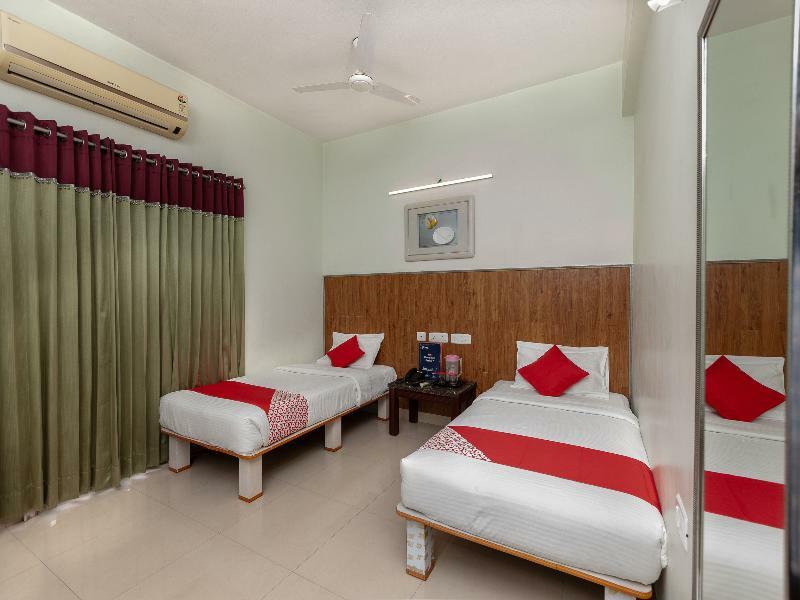 Lotels Hotel Ченнаи Экстерьер фото